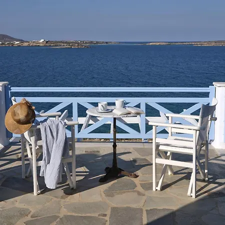 Sundy Agia Irini (Paros)