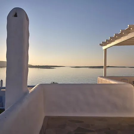 Sundy * Agia Irini (Paros)