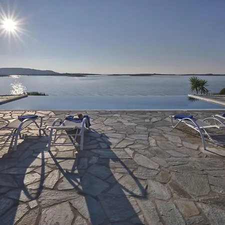 Sundy Villa