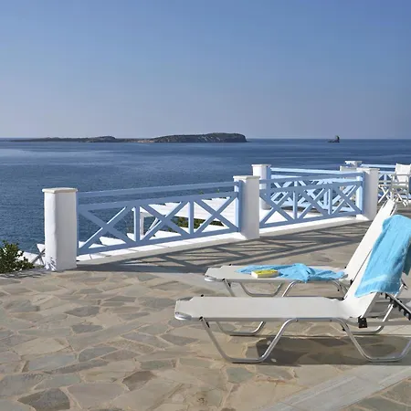 Sundy Agia Irini (Paros)