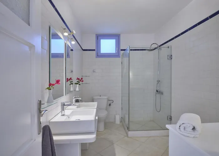 Sundy * Agia Irini (Paros)